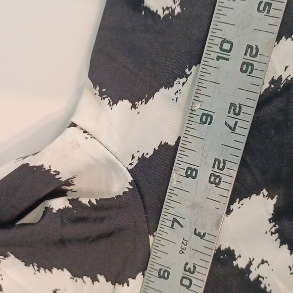 NEW! BLVD Collection black/white dress with side cut outs 5418 - Picture 13 of 13